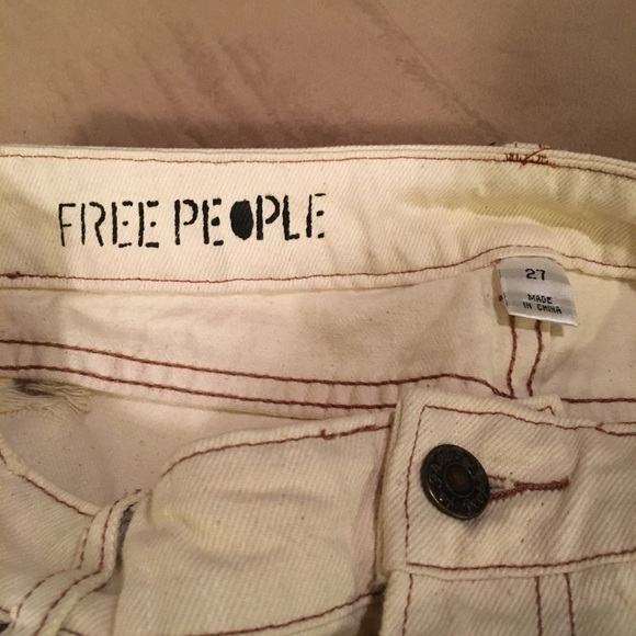 Free People Distressed Off-White Jeans - Picture 9 of 9